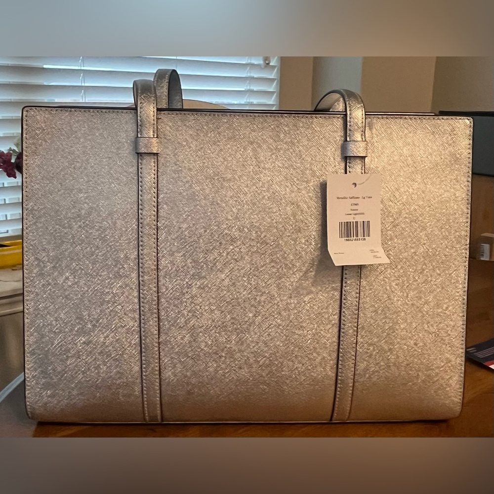 Kate Spade Metallic Silver Lunar Light Saffiano Leather Large Tote Kenzie NEW - Picture 2 of 7